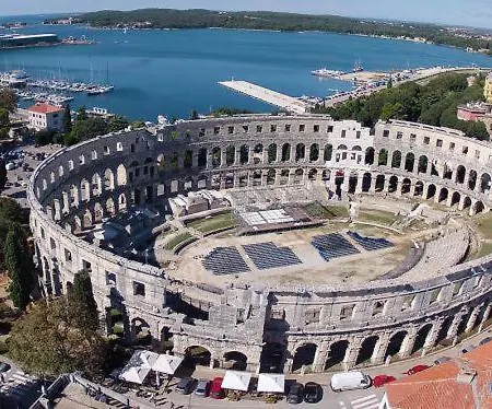 Apartmán Kety & Private Parking Pula